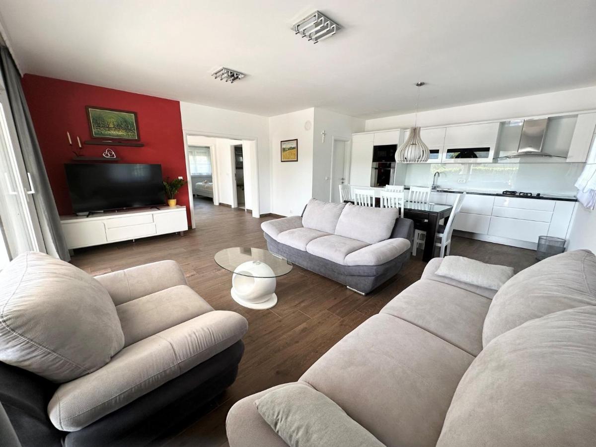 Villa Antonija يوبوسكي المظهر الخارجي الصورة